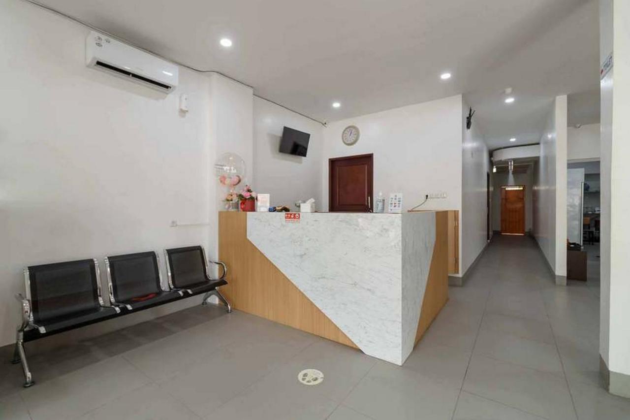 Reddoorz At Seindo Hotel Medan Sunggal Экстерьер фото