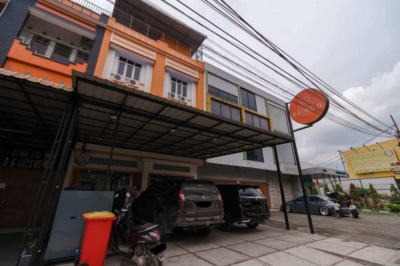 Reddoorz At Seindo Hotel Medan Sunggal Экстерьер фото
