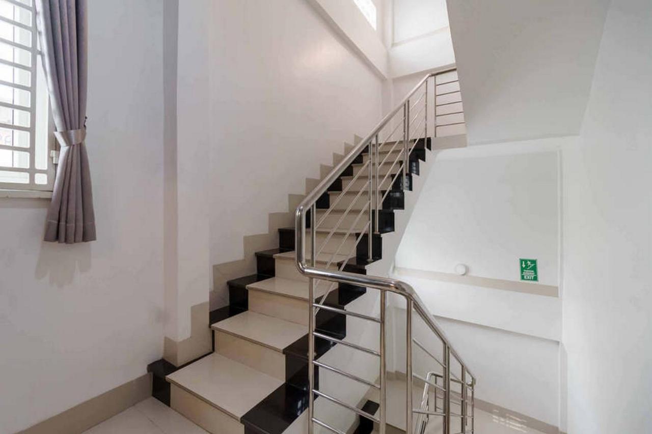 Reddoorz At Seindo Hotel Medan Sunggal Экстерьер фото